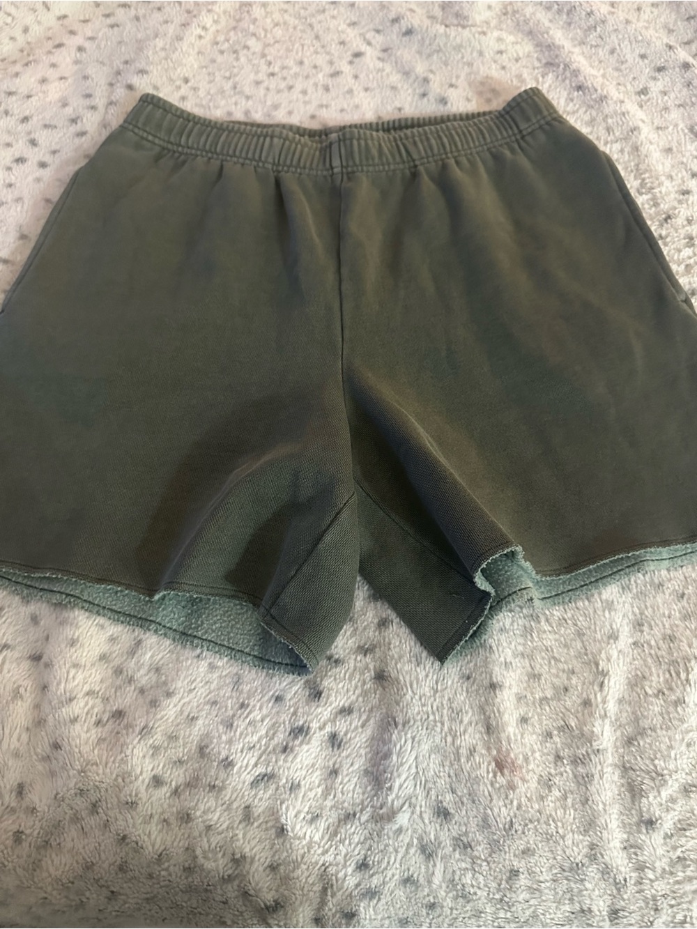 NWT Women’s Olive Green Elastic-Waist Shorts